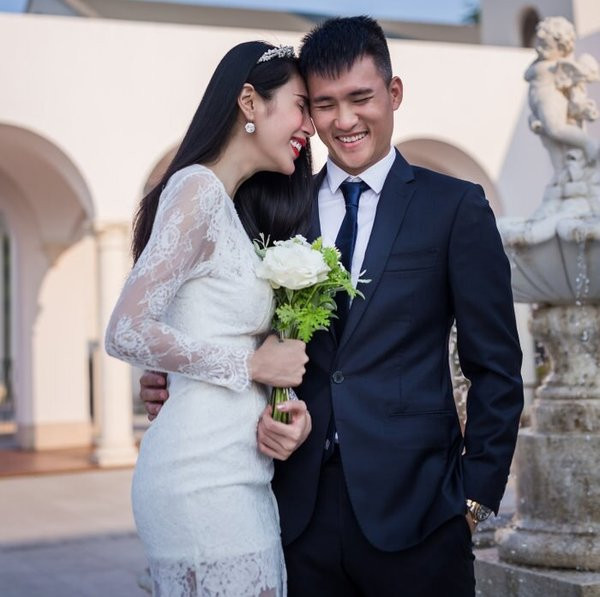 Những cặp đôi ngày xưa bị "ném đá" dữ dội, ngày nay được khen hết lời ảnh 3