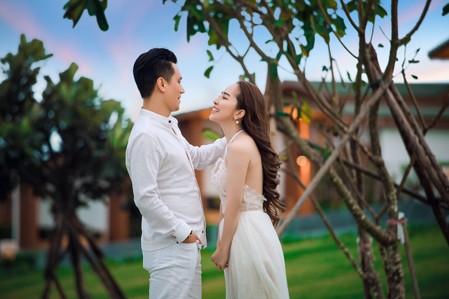 Ngay sau bộ ảnh tình tứ bên Việt Anh, Quỳnh Nga lại “thả thính” hình bikini gợi cảm ảnh 7
