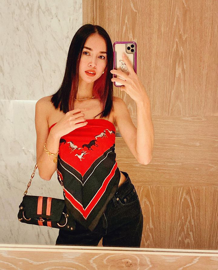 Mỹ nhân Hàn, Việt thi nhau khoe lưng trần eo thon, với mốt lấy khăn làm áo ảnh 8