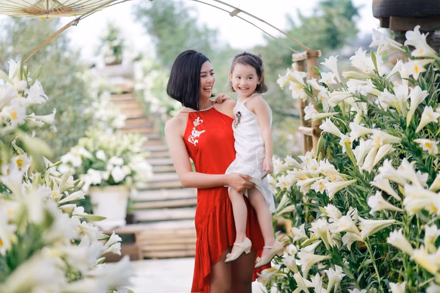Phải hoãn đám cưới vì dịch COVID-19 nhưng Ngọc Hân đã ước ao có con gái đầu lòng ảnh 1