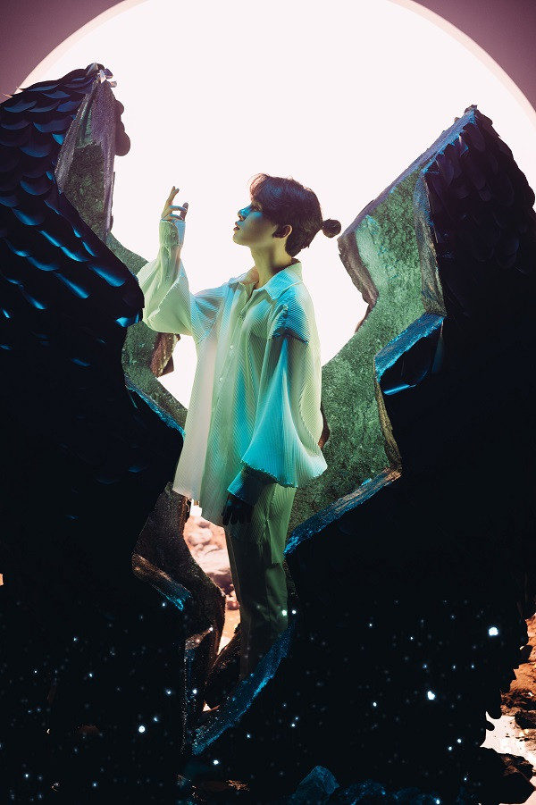 Tung teaser “Hoa hải đường”, Jack xuất hiện khi trứng khổng lồ vỡ ra mang ý nghĩa gì đây? ảnh 5