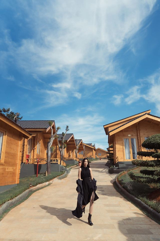 H'Hen Niê 'tái xuất' với tạo hình Na Tra, Khánh Vân mặc 'kín mít' vẫn gợi cảm ảnh 8