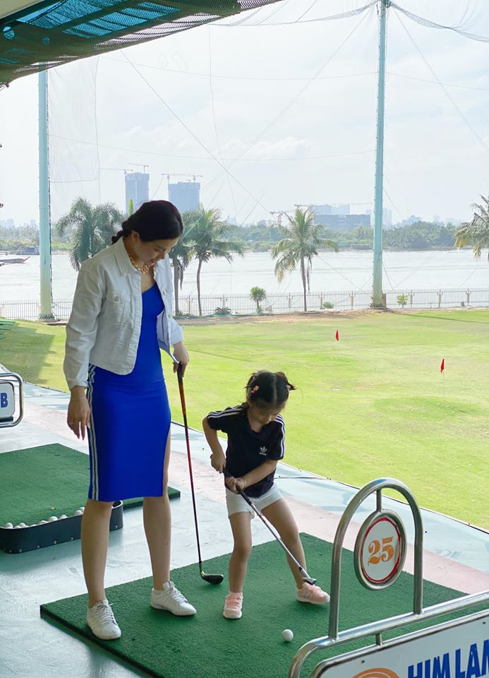 H'Hen Niê 'tái xuất' với tạo hình Na Tra, Khánh Vân mặc 'kín mít' vẫn gợi cảm ảnh 14