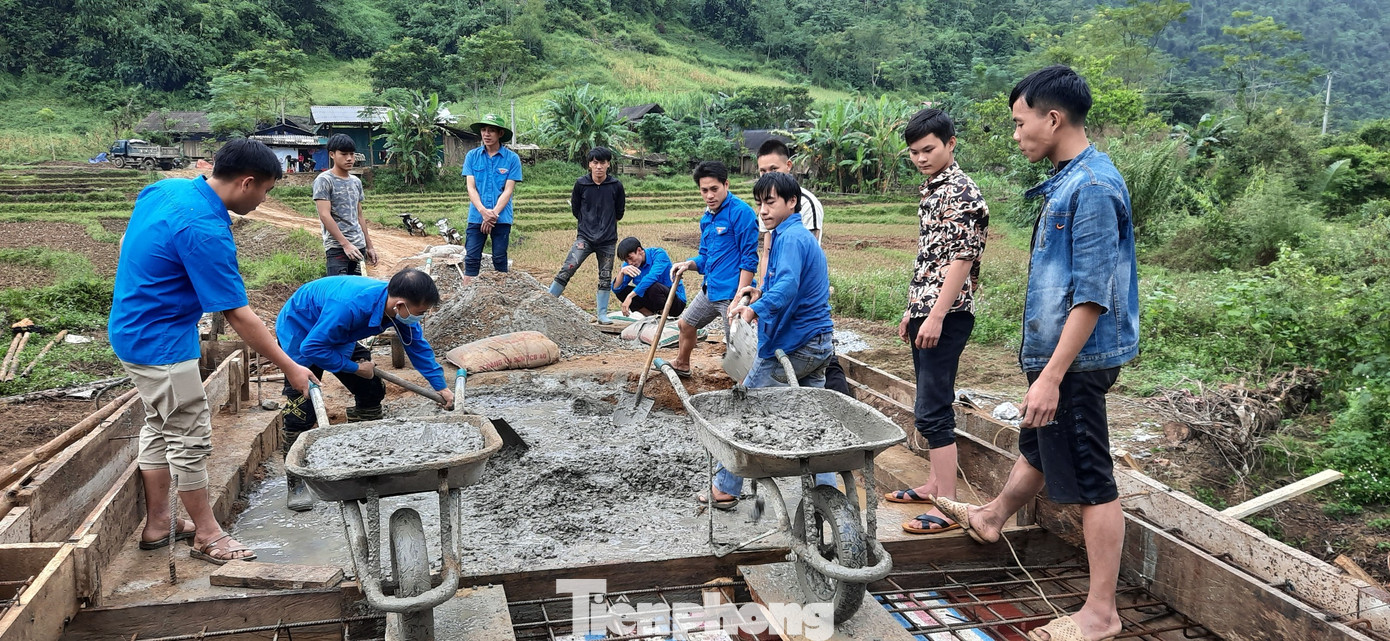 Hình ảnh cây cầu Vì Tầm Vóc Việt sắp hoàn thành ở Tuyên Quang ảnh 3