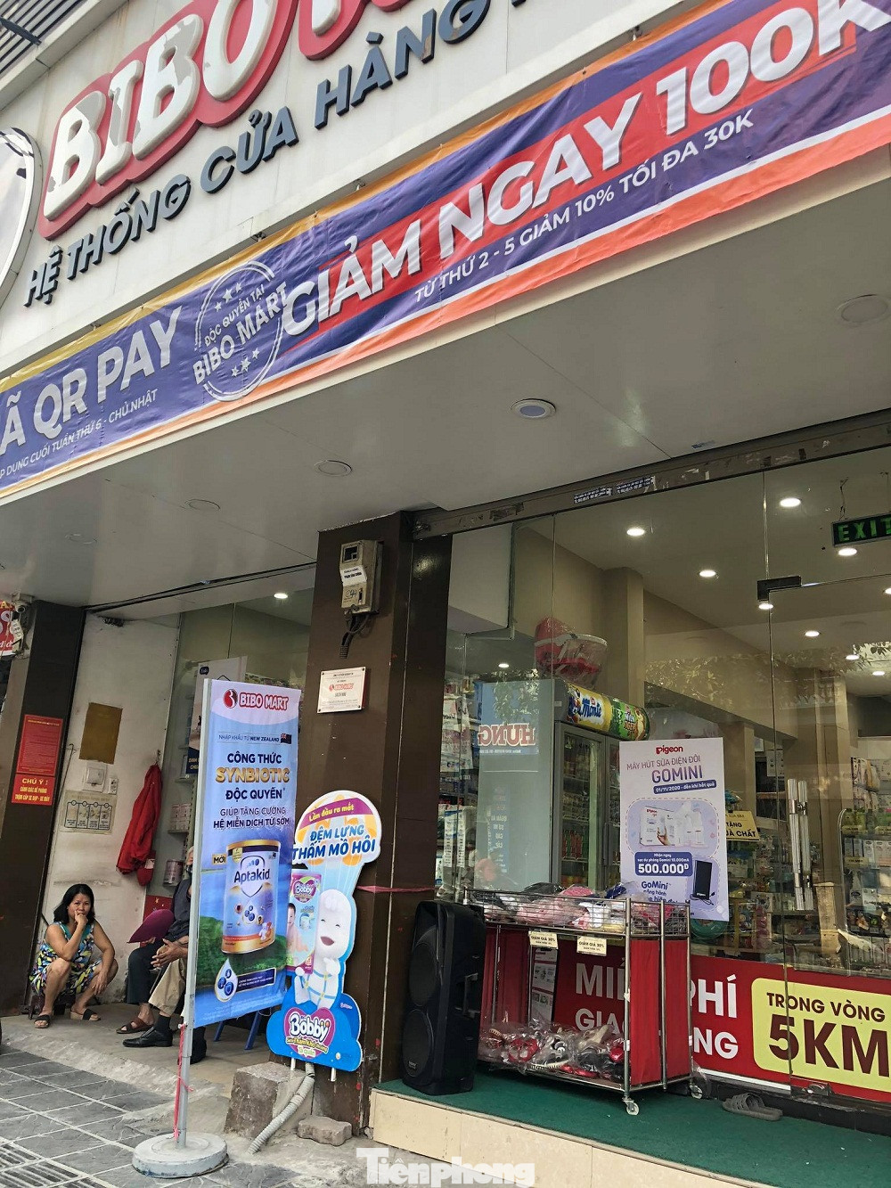 Siêu thị, cửa hàng đồng loạt xả tiếng ồn 'tra tấn' người dân Thủ đô ảnh 4