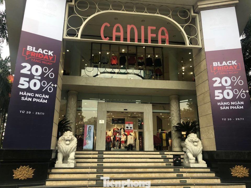 Siêu thị, cửa hàng đồng loạt xả tiếng ồn 'tra tấn' người dân Thủ đô ảnh 2