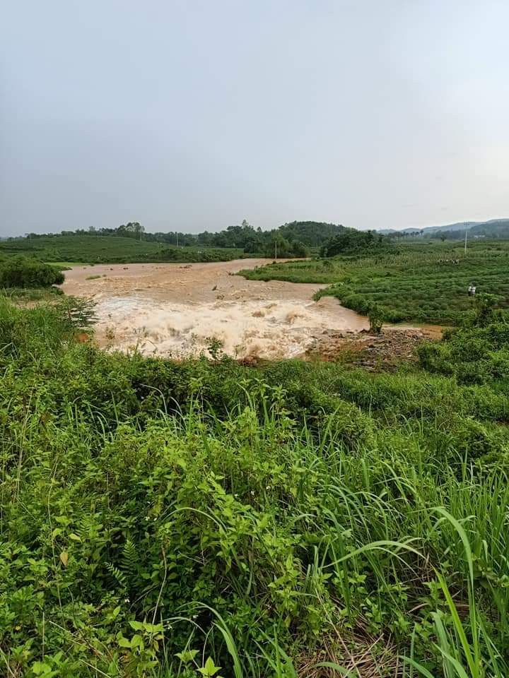 Phú Thọ vỡ đập thủy lợi, khẩn cấp di dời các hộ dân ảnh 5