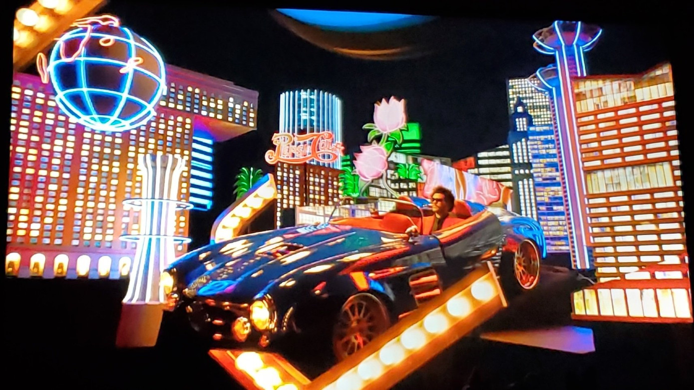 Quá “nhọ” cho The Weeknd: Chi 7 triệu đô diễn Super Bowl Halftime Show 2021 nhưng fan lại gọi tên Bruno Mars ảnh 3