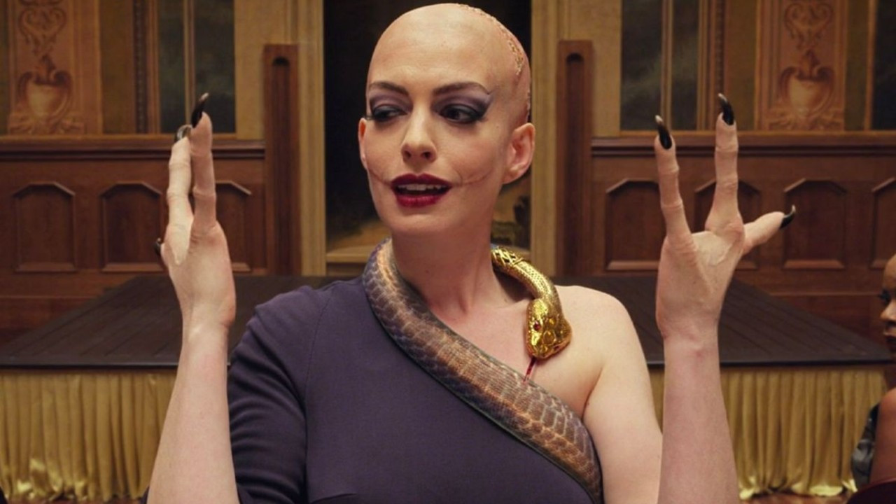 Anne Hathaway viết tâm thư xin lỗi vì tạo hình phù thủy trong phim “The Witches“ ảnh 1