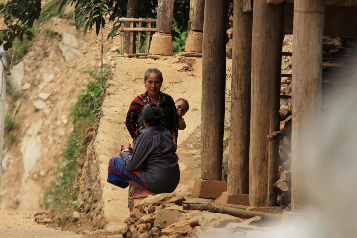 Buôn bán bào thai miền biên viễn: Tiềm ẩn nguy cơ ảnh 1