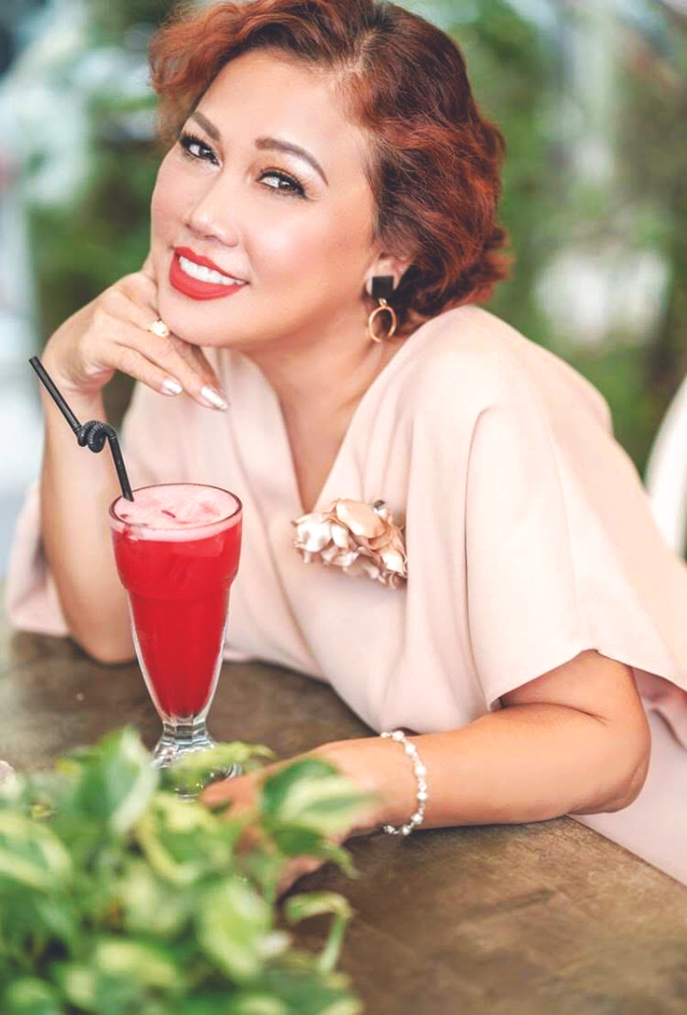 'Sao' Tây Nguyên ngày ấy: NSND Y Moan đã 10 năm khuất bóng, Siu Black giờ ra sao? ảnh 4