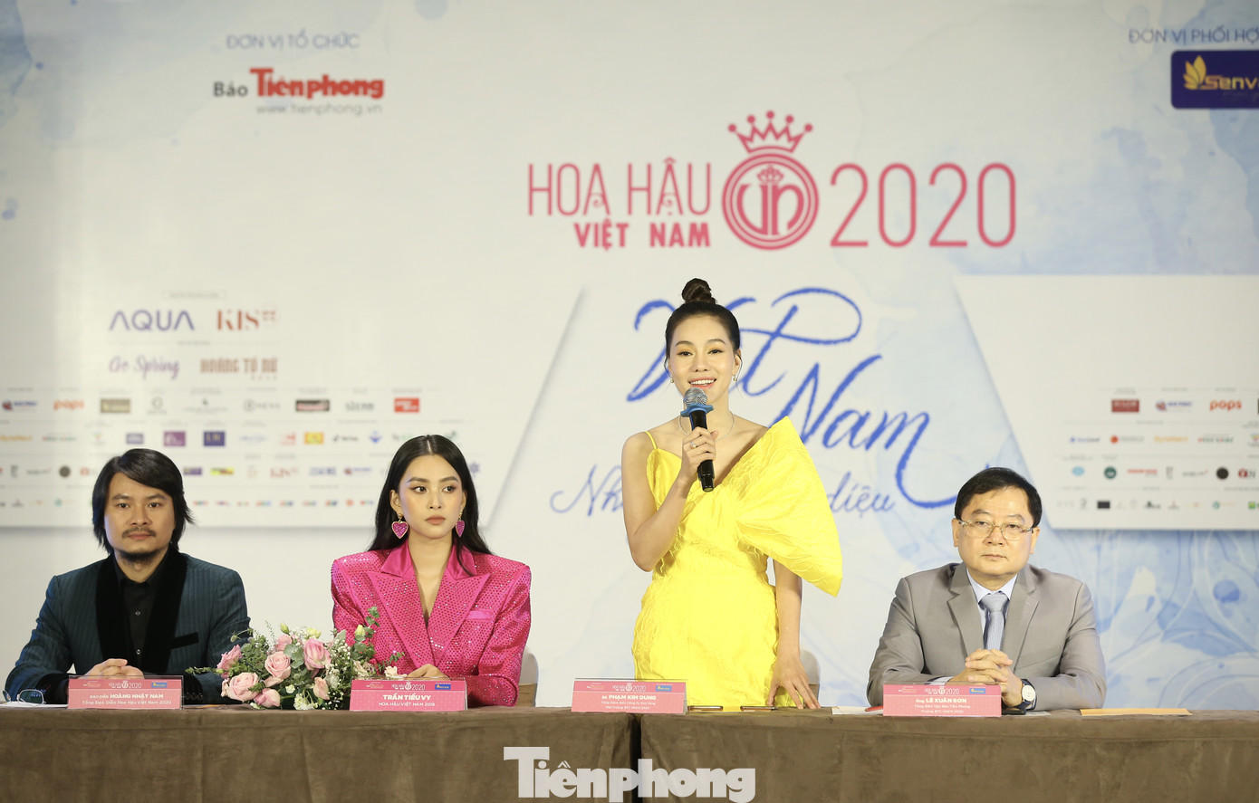 Chờ đêm Bán kết đặc sắc ảnh 2