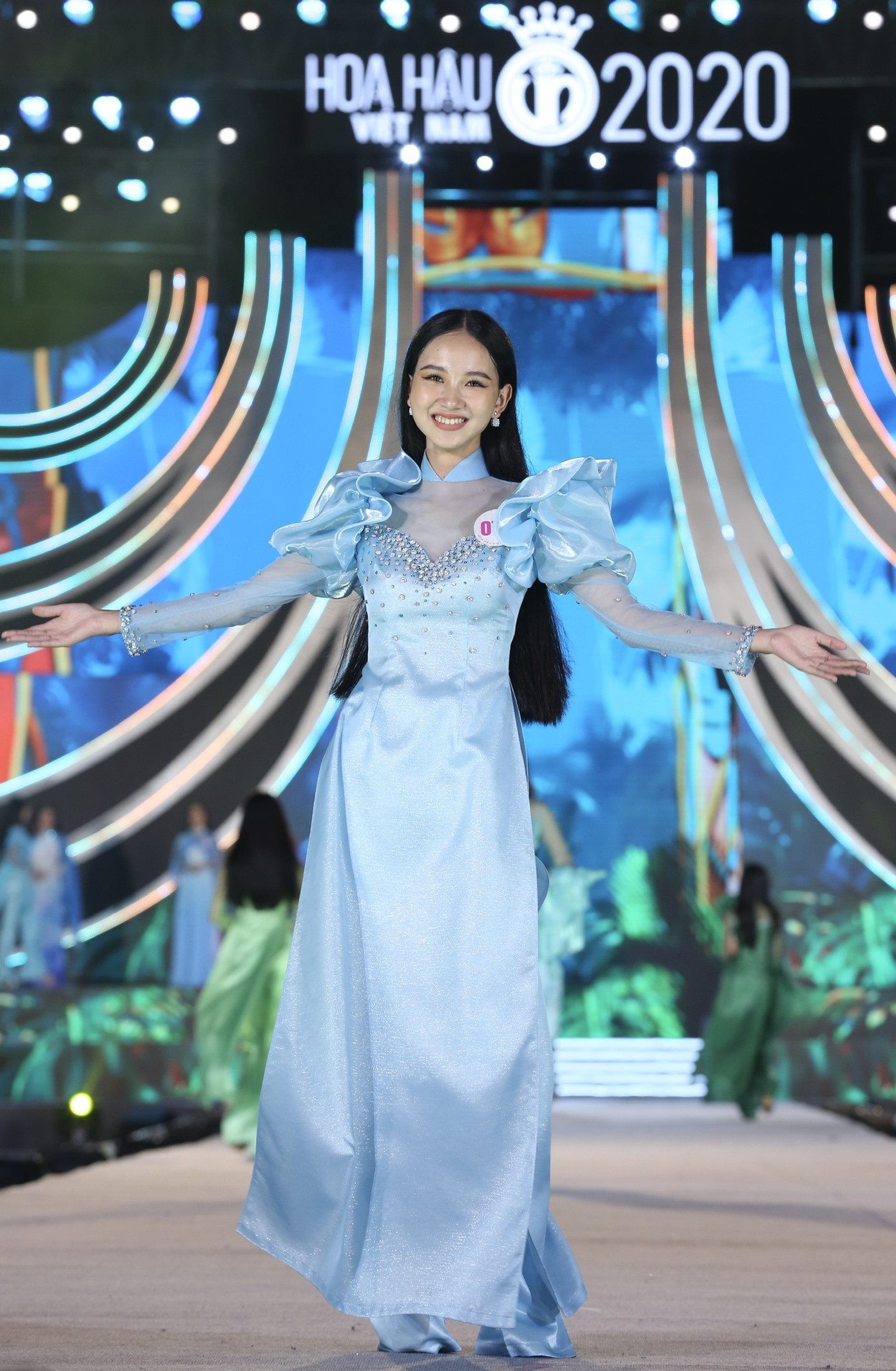 Hoa hậu Việt Nam - điểm đến của những ước mơ ảnh 3