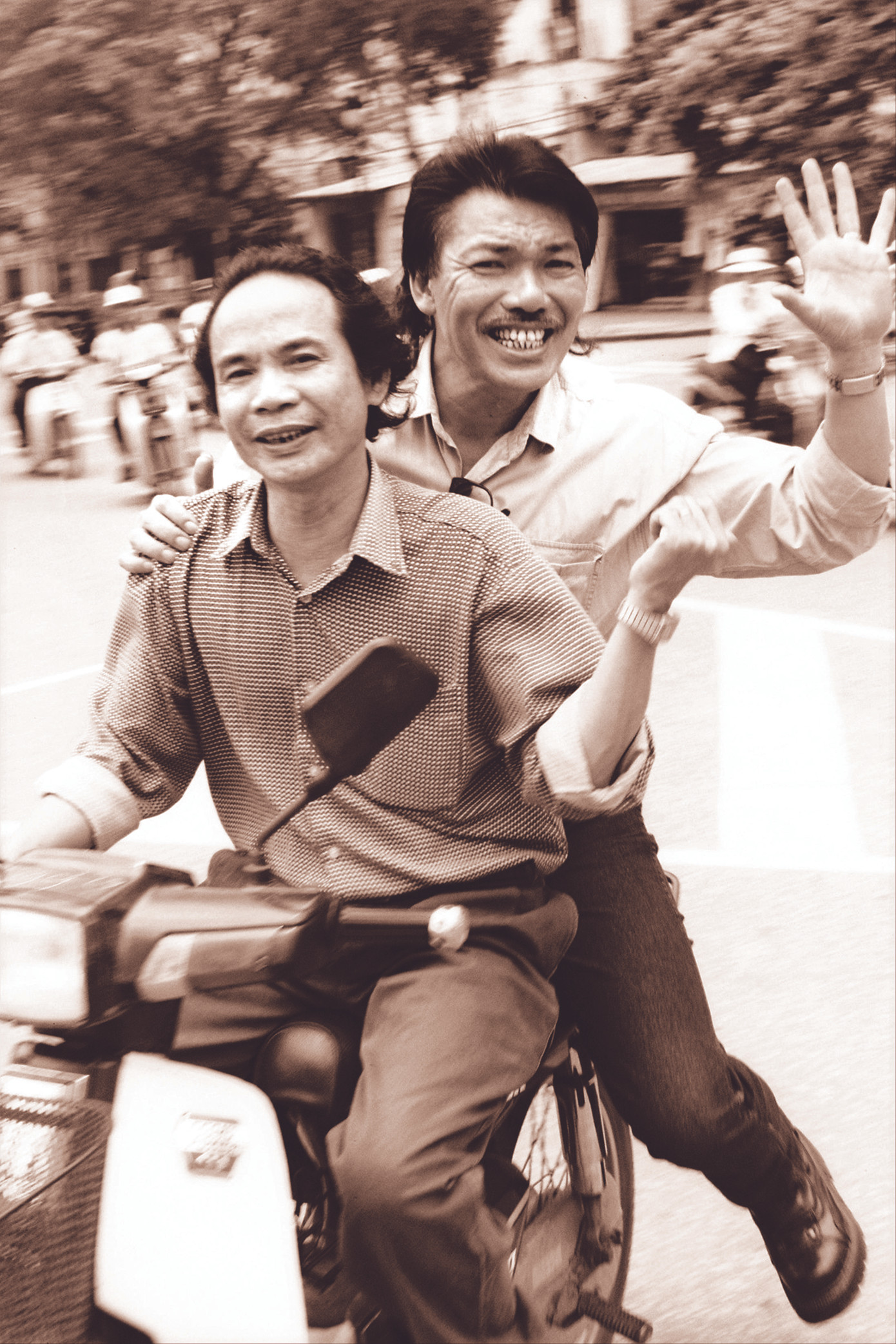 Ngẫu hứng Trần Tiến ảnh 1