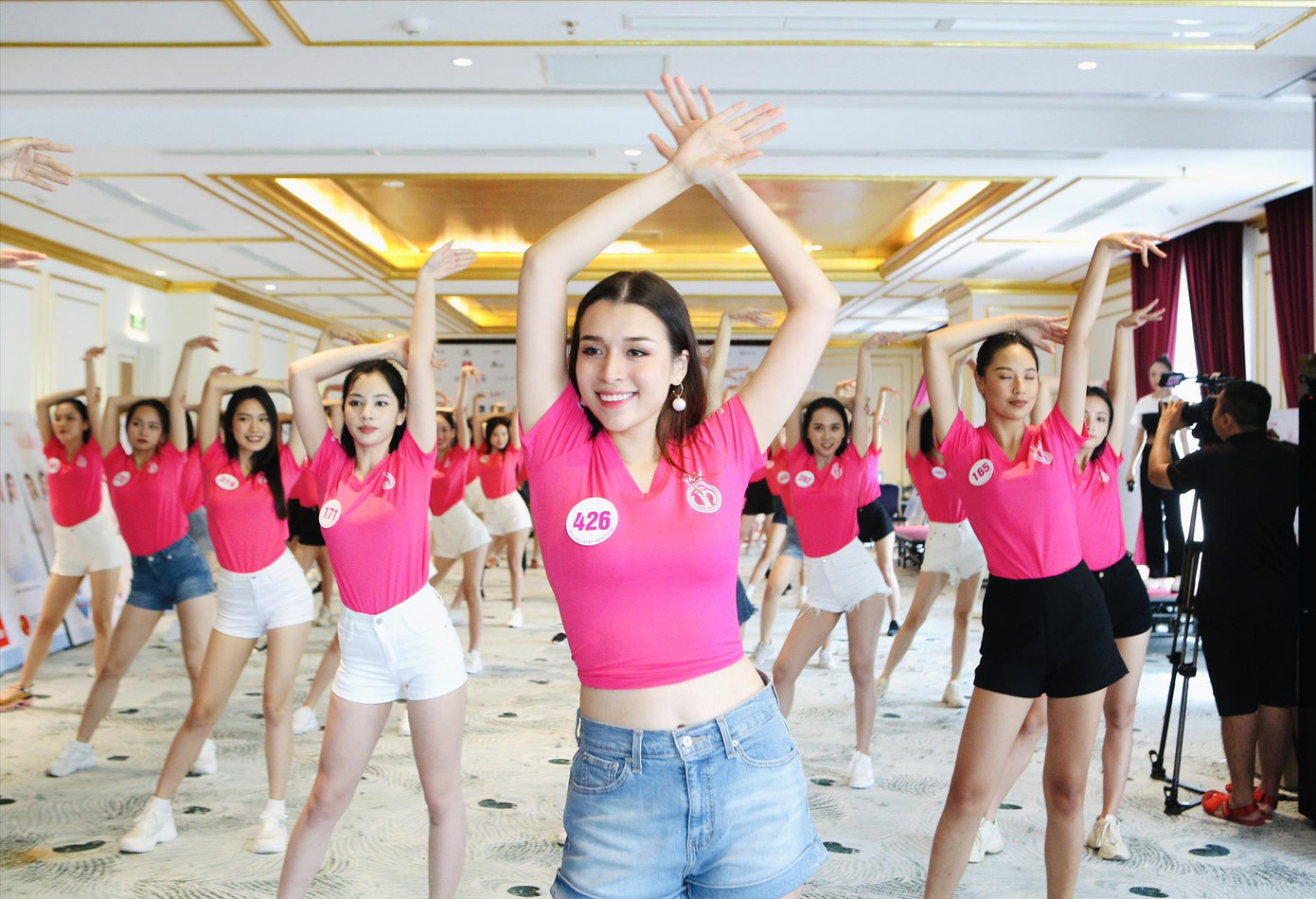 Sự ấm áp và gắn kết trong ngôi nhà chung Hoa hậu Việt Nam 2020 ảnh 9 Sự ấm áp và gắn kết trong ngôi nhà chung Hoa hậu Việt Nam 2020 ảnh 9