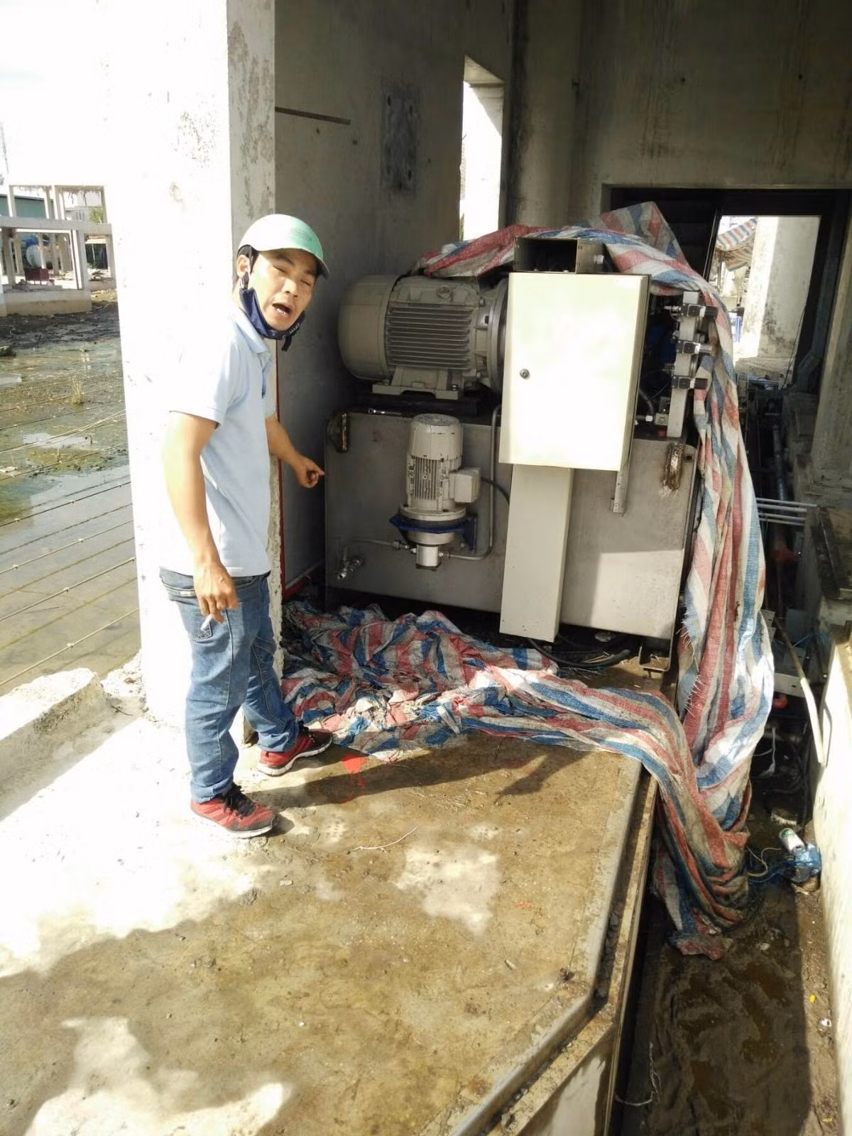 Siêu dự án chống ngập ách tắc, 3.800 lít dầu thủy lực bốc hơi ảnh 3
