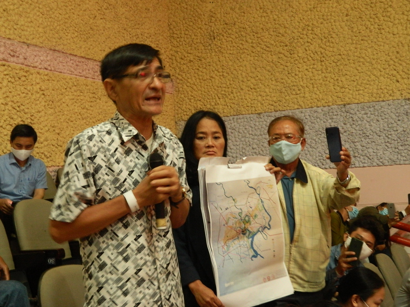 Cử tri TPHCM: Triệt để giải quyết vấn đề pháp lý liên quan ranh quy hoạch KĐT Thủ Thiêm ảnh 1