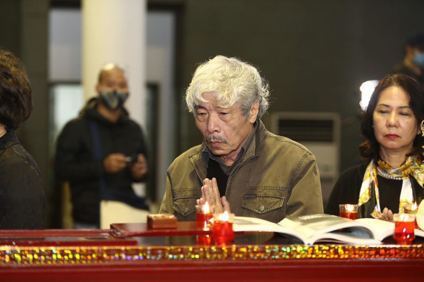 Tiễn đưa nhà văn Nguyễn Huy Thiệp về miền Hua Tát ảnh 4