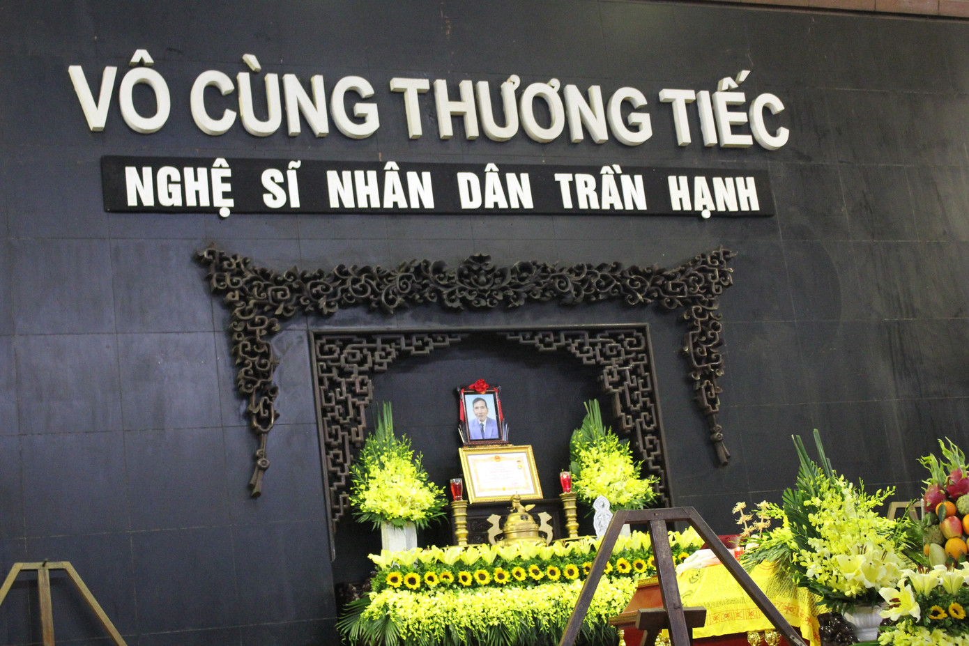 NSND Công Lý, Trung Hiếu và các thế hệ nghệ sĩ tiễn biệt NSND Trần Hạnh ảnh 3