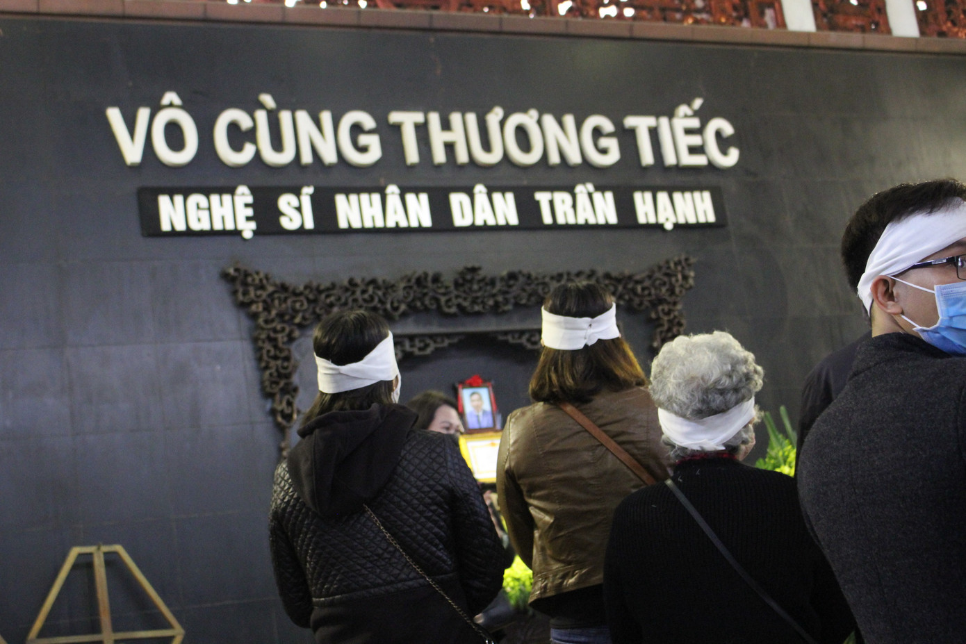 NSND Công Lý, Trung Hiếu và các thế hệ nghệ sĩ tiễn biệt NSND Trần Hạnh ảnh 2