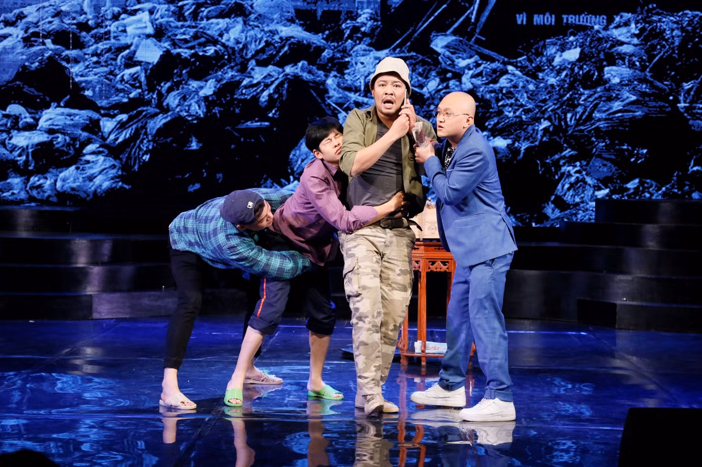 Thu Quỳnh, Phan Thắng và dàn diễn viên Nhà hát Tuổi trẻ trở lại với ‘Thank xuân 21’ ảnh 2