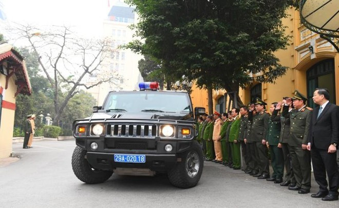 Công an Hà Nội ra quân bảo vệ Đại hội XIII của Đảng ảnh 1