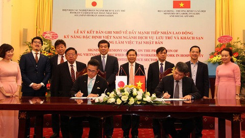 Xuất khẩu lao động đi Nhật: Ai cũng sốt ruột, còn Bộ Lao động hứa gì? ảnh 1