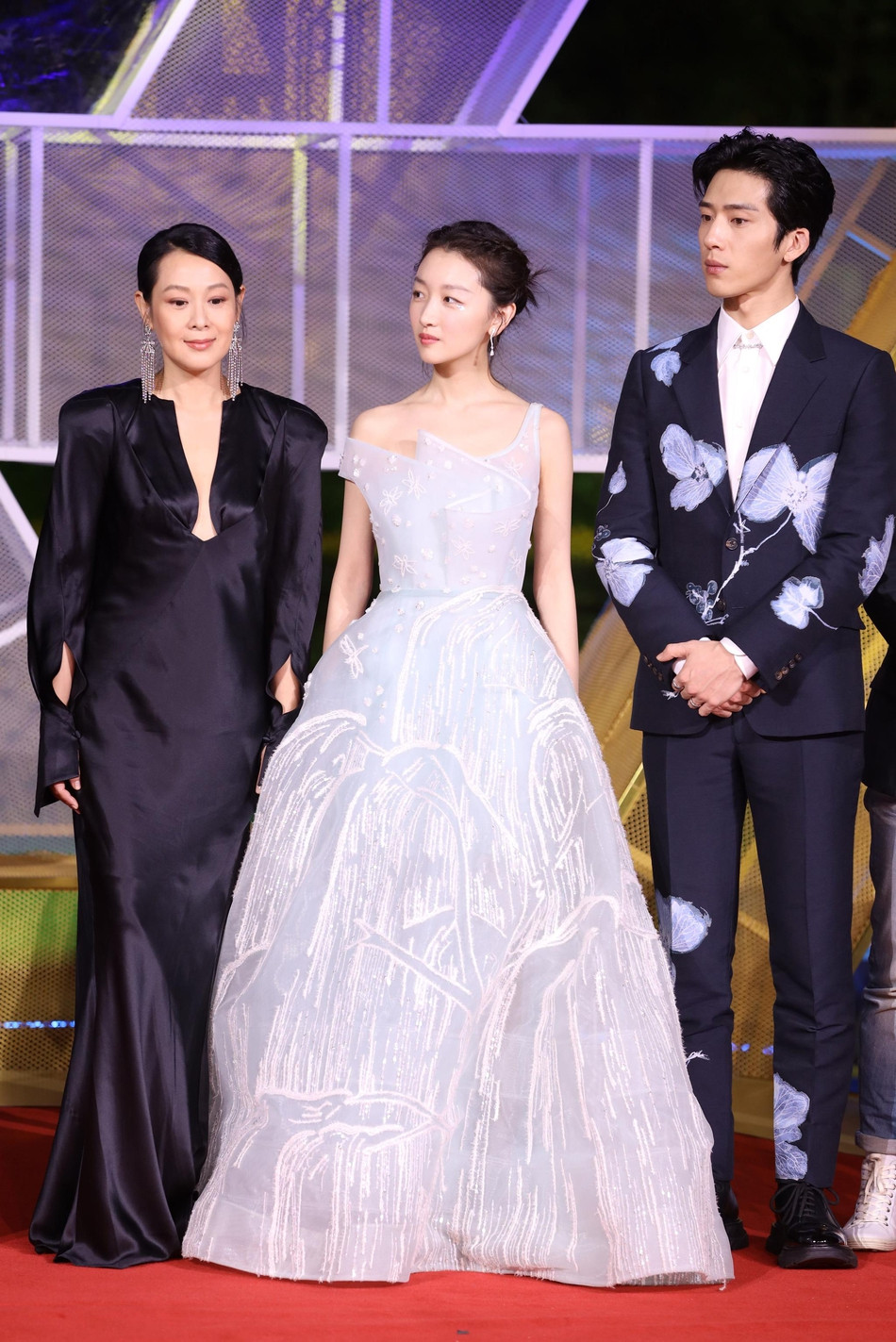 Dàn sao hạng A Hoa ngữ ‘đổ bộ’ thảm đỏ lễ trao giải Kim Kê 2019 ảnh 13
