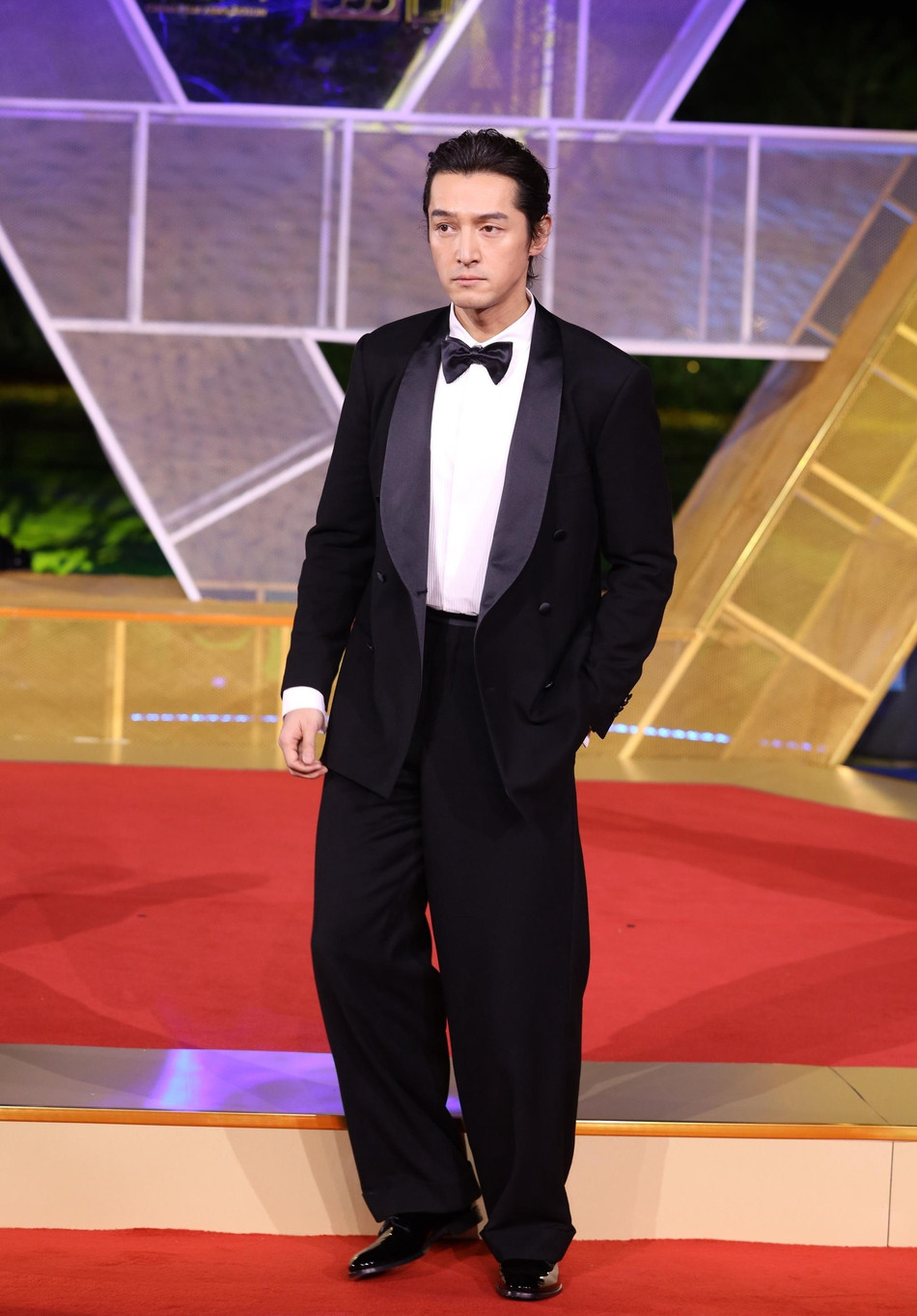 Dàn sao hạng A Hoa ngữ ‘đổ bộ’ thảm đỏ lễ trao giải Kim Kê 2019 ảnh 10