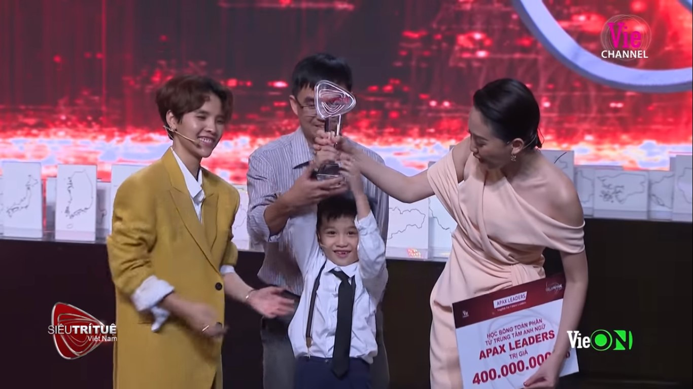 ‘Thần đồng’ 7 tuổi khiến ban giám khảo ‘Siêu trí tuệ Việt Nam’... hoang mang ảnh 8