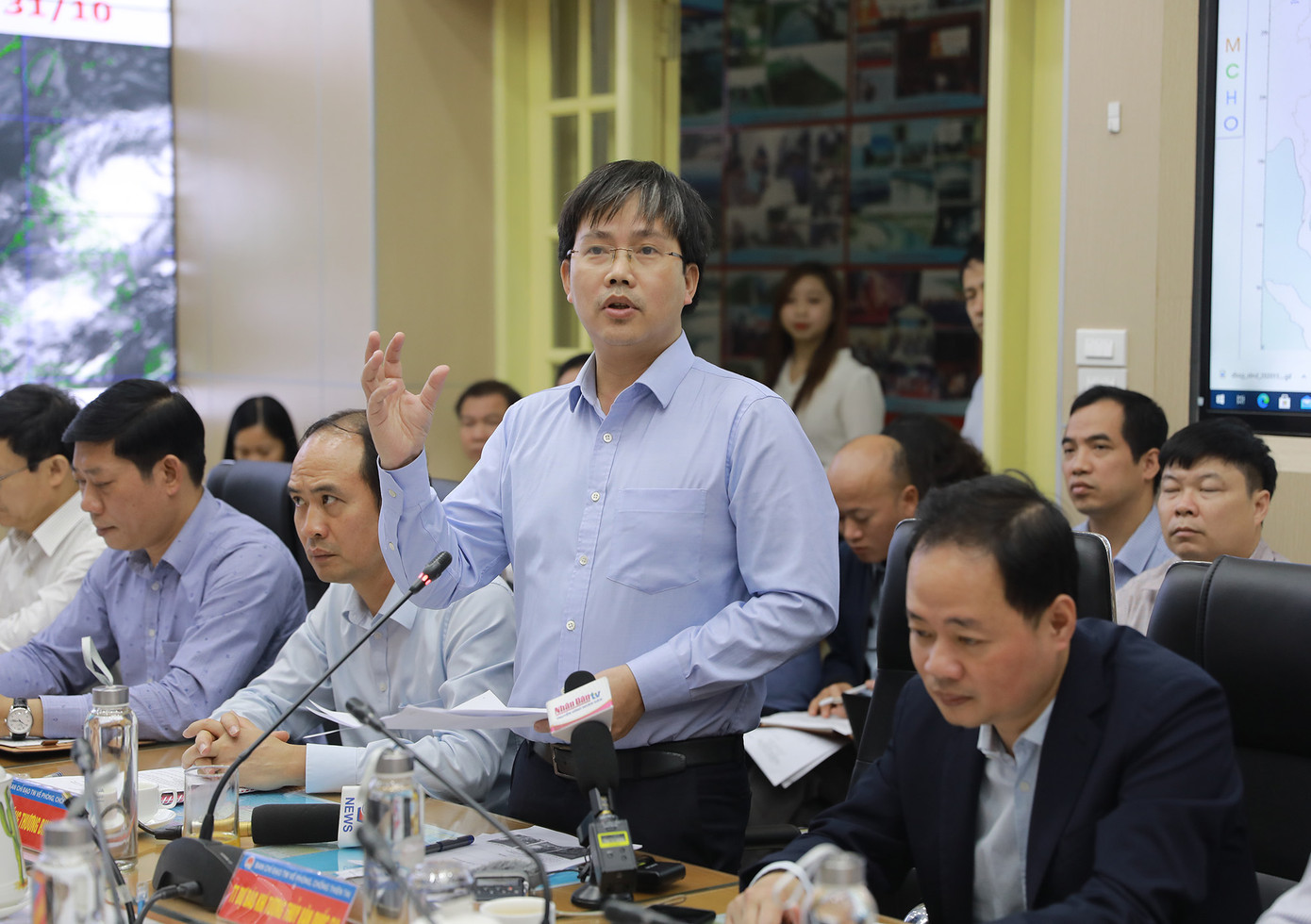 Bão Goni đi theo 'vết xe' của bão số 9 ảnh 1