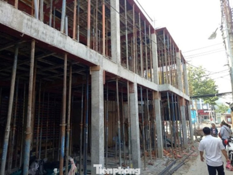 Một doanh nghiệp xin xây 300 nhà vệ sinh trên ‘đất vàng’ ảnh 1