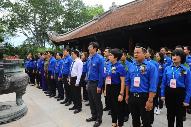 Toàn cảnh Lễ báo công dâng Bác và trao huy hiệu Thanh niên tiên tiến làm theo lời Bác ảnh 5