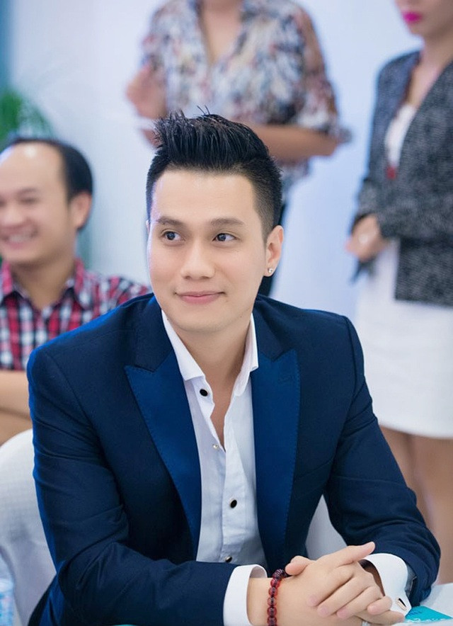 Diễn viên Việt Anh bức xúc vì trang facebook cá nhân bị 'đánh sập' ảnh 1