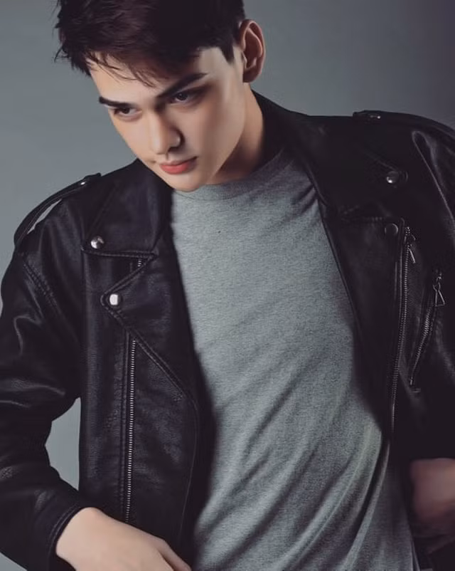 Hot boy lai Việt - Scotland cao 1m85, sở hữu cơ bụng '6 múi' ảnh 6