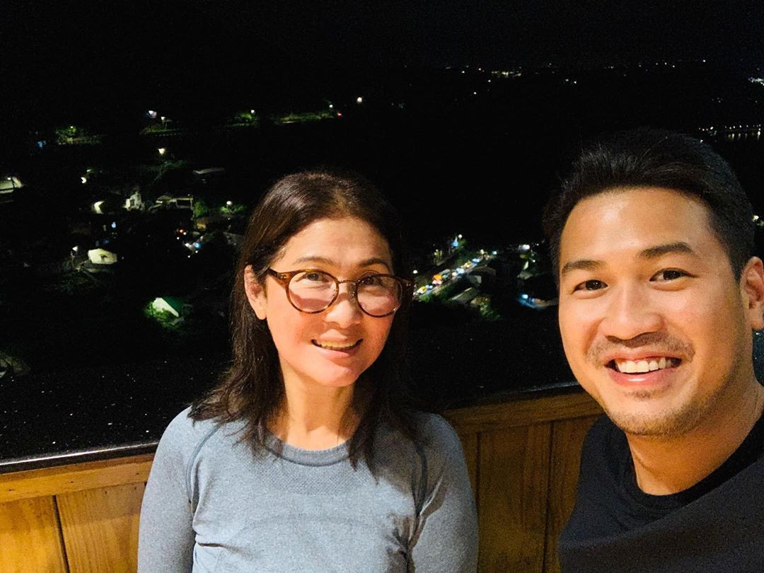 Lần đầu lộ diện mẹ chồng Tăng Thanh Hà - vợ đầu của ông Johnathan Hạnh Nguyễn ảnh 1