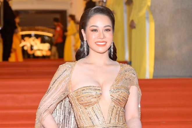 Showbiz 11/1: Bất ngờ với số tiền BlackPink kiếm được từ YouTube mỗi tháng ảnh 3