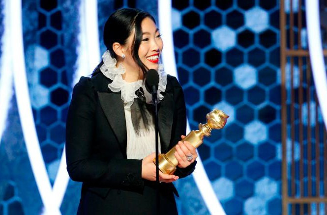 Showbiz 7/1: Sự thật thông tin ca sĩ bài 'Sóng gió' bị hành hung và đe dọa ảnh 3