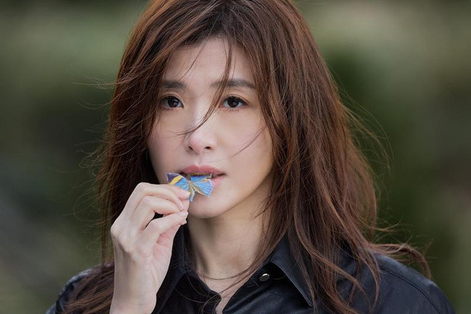 Showbiz 7/3: Ca sĩ, phóng viên Đài Loan bị cách ly vì Covid -19 ảnh 1