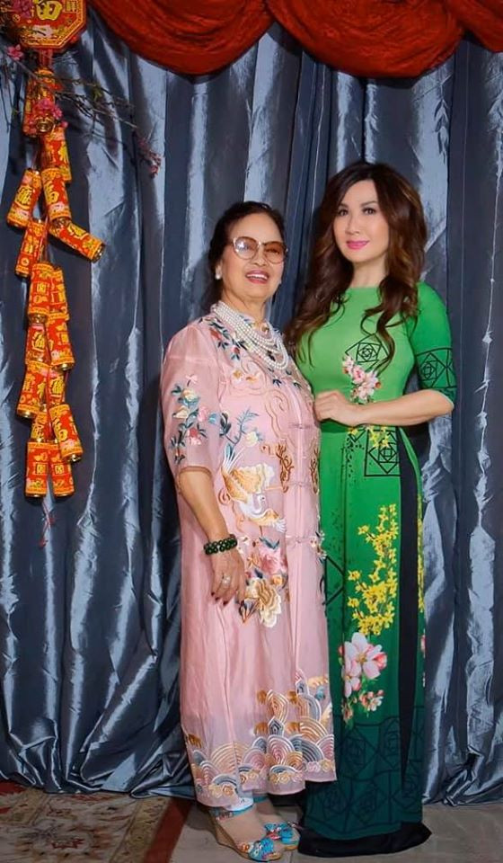 Showbiz 7/2: Cách ứng xử của mẹ Bằng Kiều với con dâu cũ gây bất ngờ ảnh 1