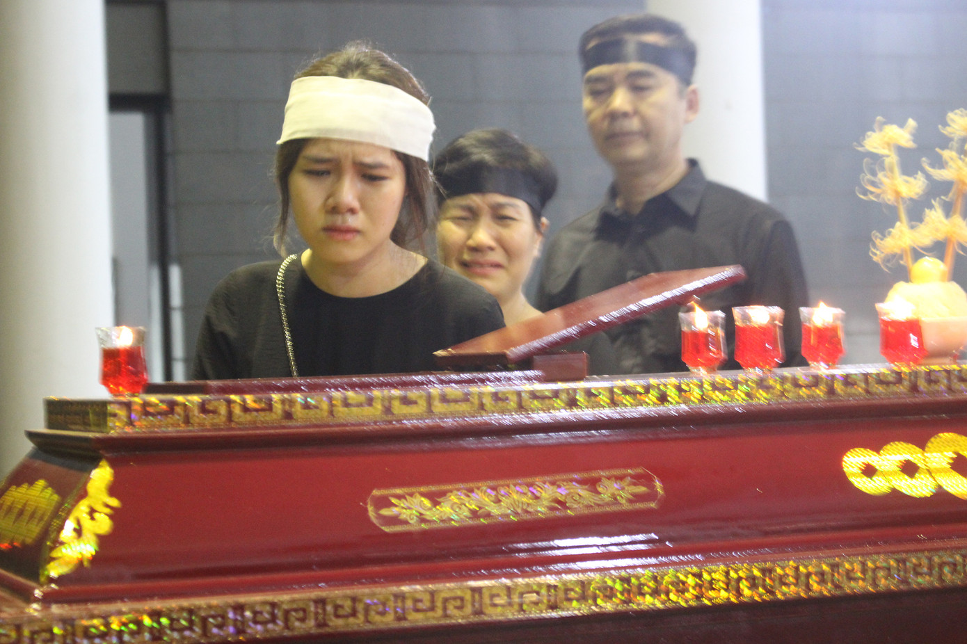 Gia đình, đồng nghiệp tiễn biệt NSƯT Hoàng Yến ảnh 3