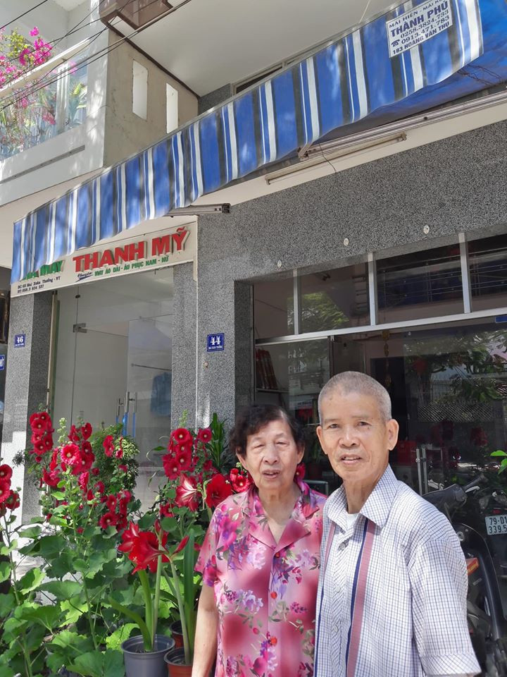 Sao Việt 27 Tết: Bảo Thanh cùng chồng đi chợ sắm đồ, Tuấn Hưng về thăm mẹ ảnh 8