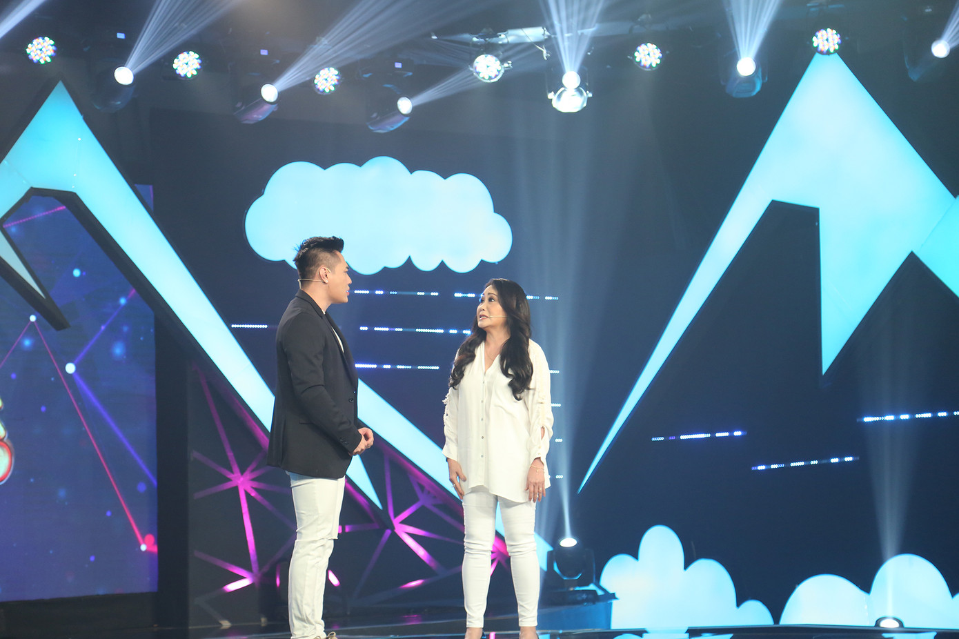 Lê Dương Bảo Lâm ‘muối mặt’ vì bị nghệ sĩ Thanh Hằng chê hát dở ảnh 1