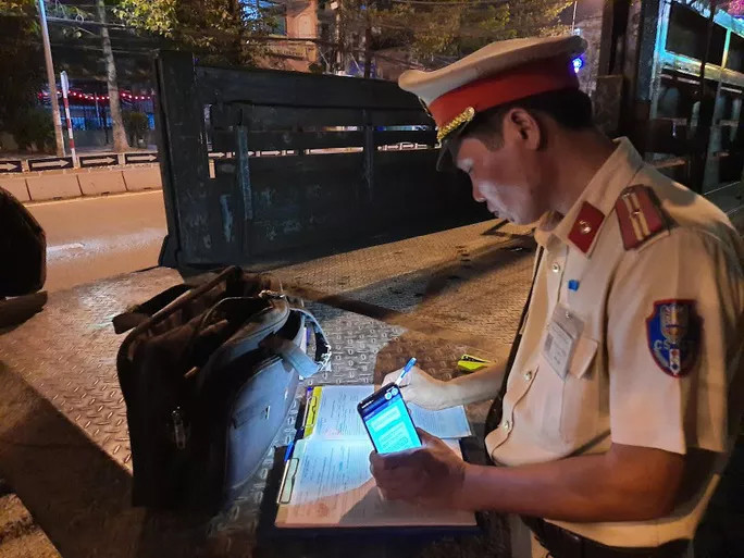 CSGT lập chốt, 'con đường ăn nhậu' ở Biên Hòa nháo nhào! ảnh 4