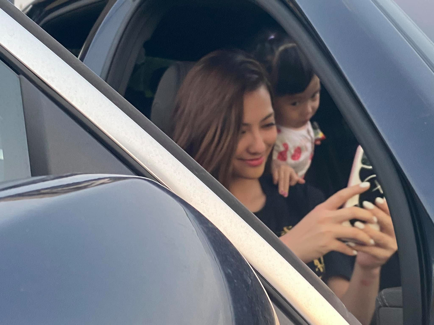 Huỳnh Anh chính thức xác nhận đang hẹn hò Hồng Quế ảnh 1