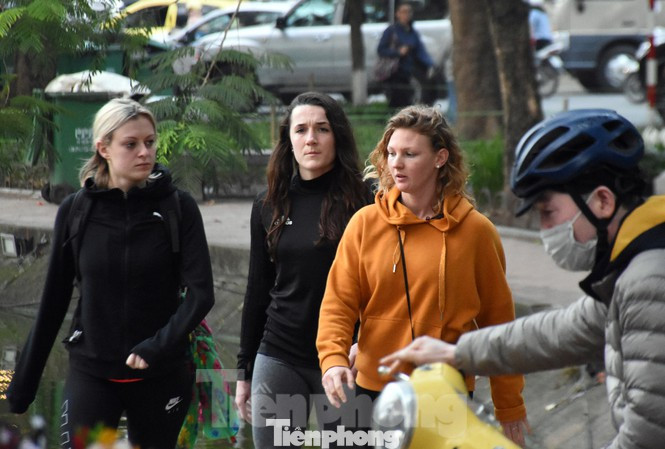 Showbiz 11/4: Ốc Thanh Vân khóc nhớ Mai Phương ảnh 3