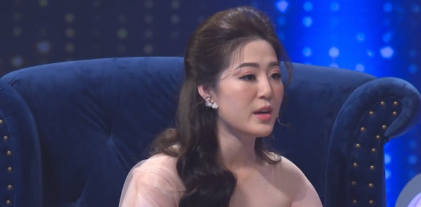 Bạn trai nữ BTV công khai có người thứ 3, tuyên bố chấp nhận thì cưới không thì chia tay ảnh 3