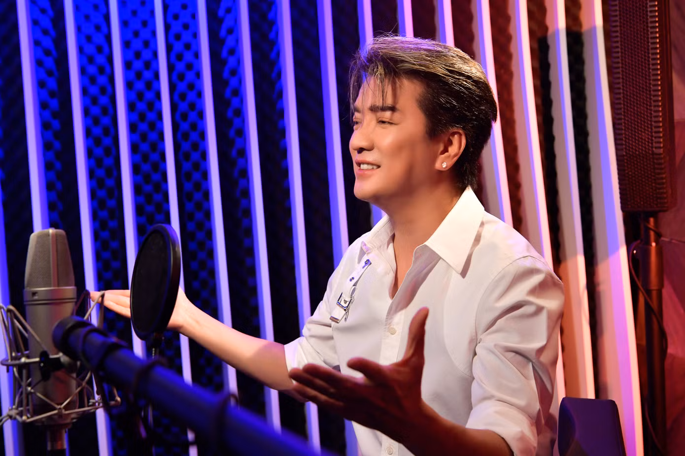 Mr Đàm bất ngờ tung MV, gửi thông điệp đáng suy ngẫm trong mùa dịch Covid-19 ảnh 2