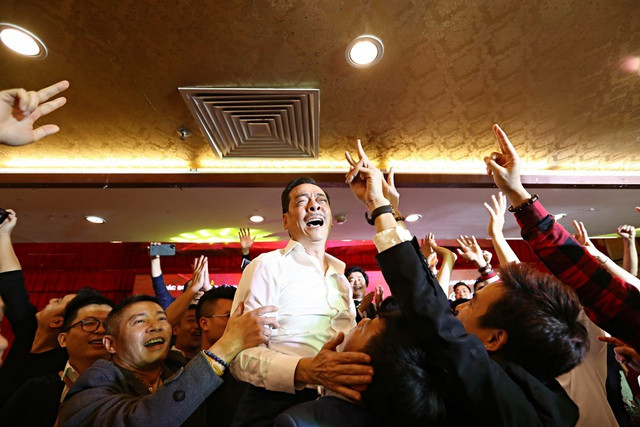 Showbiz 2/1: Giữa ồn ào, mẹ ca sĩ ‘Sóng gió’ gây ‘sốc’ với tiết lộ mới nhất ảnh 3