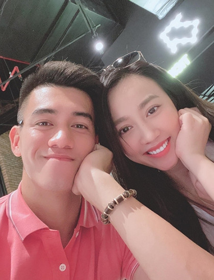 Nữ diễn viên 'Tiệm ăn dì ghẻ' hẹn hò cầu thủ Tiến Linh ảnh 1
